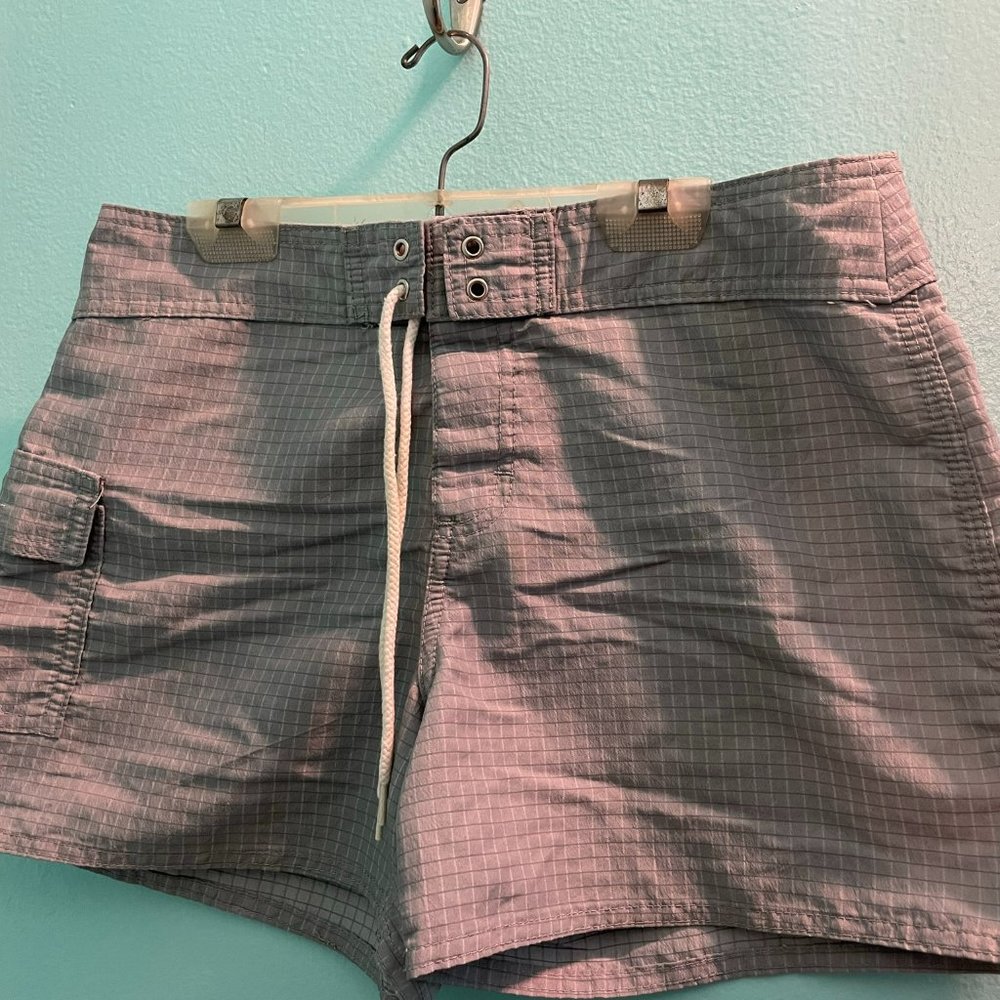 Roxy Boardshort Size 9 Juniors in Silver